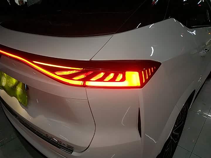 Changan UNI-Z 2025 2025款 1.5T 尊贵型
