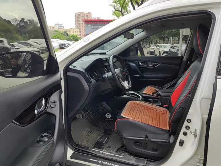 Nissan X-Trail 2020 2020款 2.0L XL ITS CVT 2WD智联舒适版