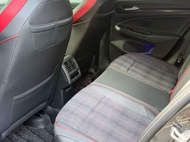 Volkswagen Golf GTI 2021 2021款 380TSI DSG GTI