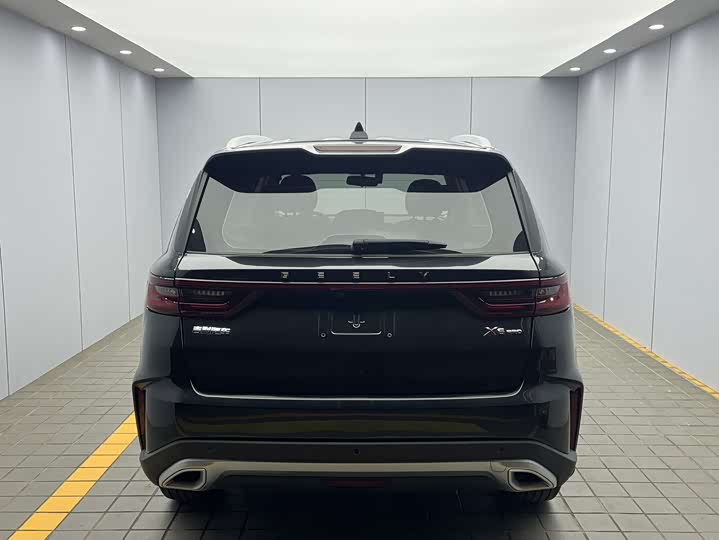 Фото 5 - Geely Vision X6
