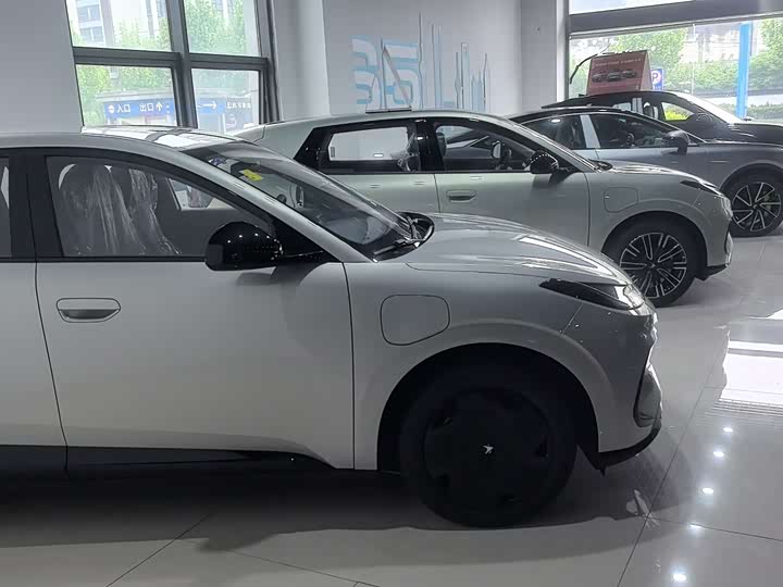 BAIC Arcfox T1 2025 2025款 320 PRO
