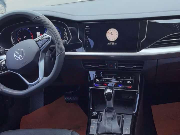 Фото 8 - Volkswagen Passat