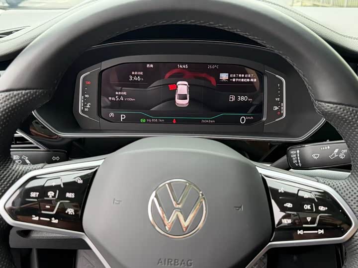 Фото 5 - Volkswagen Passat