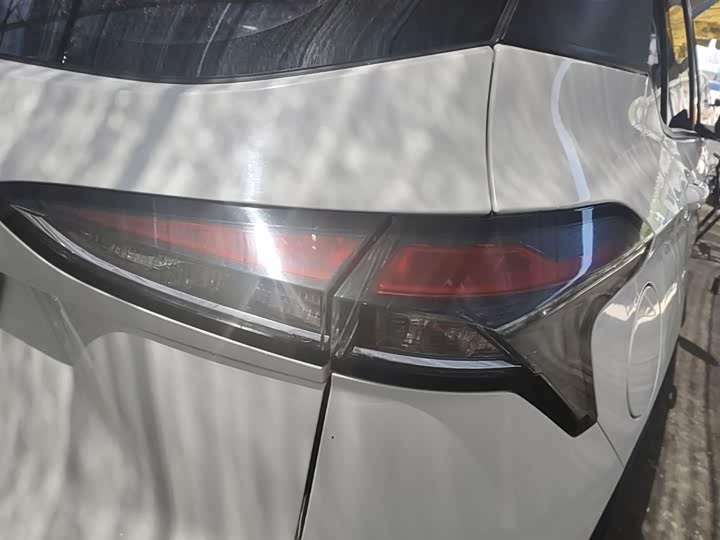 Baojun 510 2021 2021款 1.5L 手动劲享型