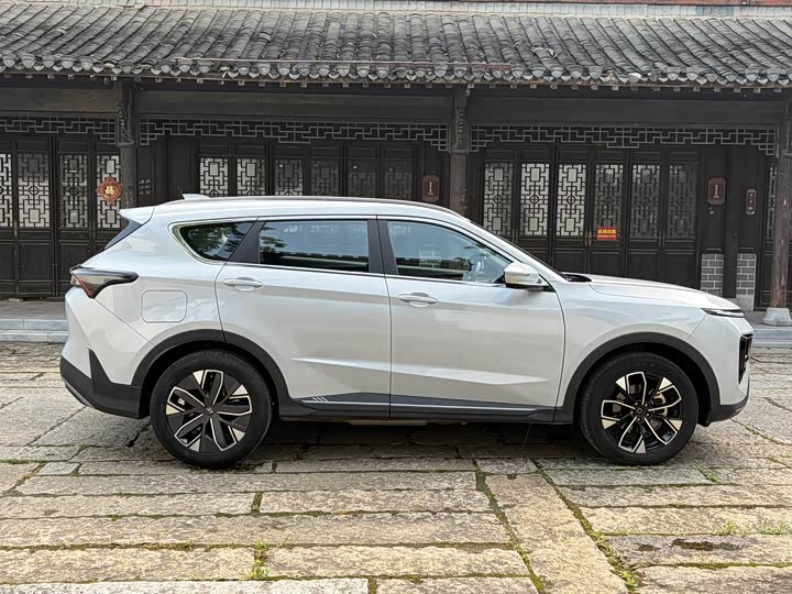 Jetour Shanhai L7 2024 2024款 1.5T 120km ULTRA 7座