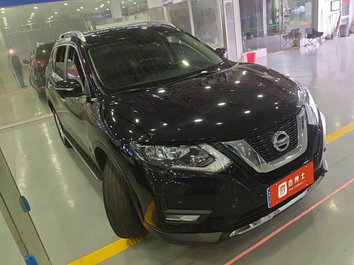 Zdjęcie 2 - Nissan X-Trail