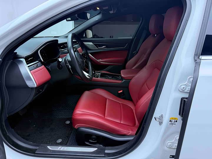 Zdjęcie 5 - Jaguar XF L