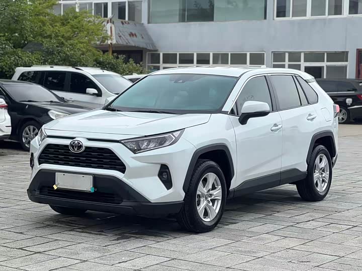 Toyota RAV4 2024 2024款 2.0L CVT两驱都市版