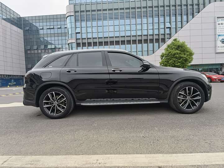 Zdjęcie 6 - Mercedes-Benz GLC-Class