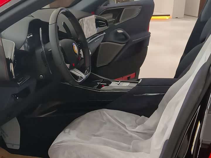 Ferrari Purosangue 2023 2023款 6.5L V12