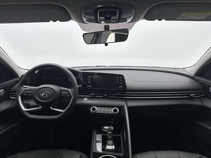 Фото 7 - Hyundai Elantra N line