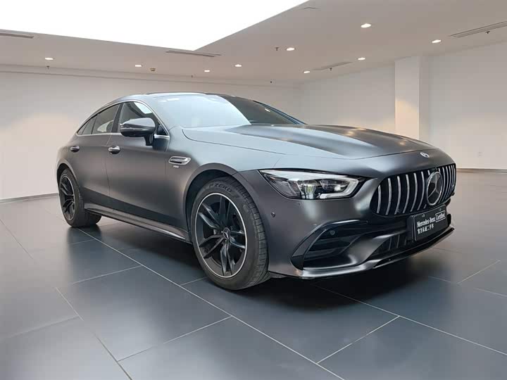 صورة 2 - Mercedes-Benz AMG GT