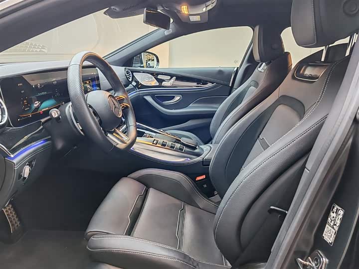 صورة 8 - Mercedes-Benz AMG GT
