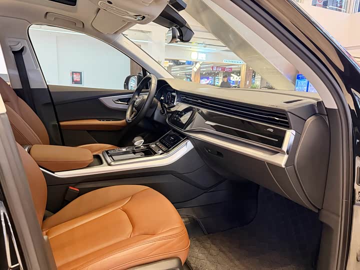 Audi Q7 2021 2021款 55 TFSI quattro S line运动型