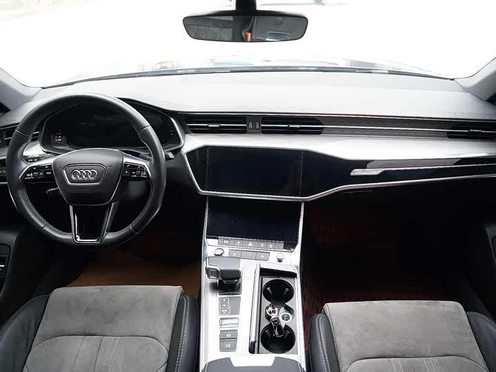 Photo 5 - Audi A6L