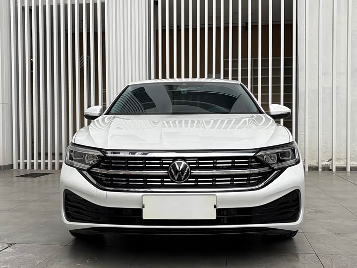 Фото 2 - Volkswagen Sagitar L
