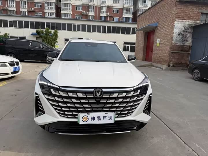 Changan UNI-Z Hybrid 2024 2024款 蓝鲸智电iDD 125km 超越型