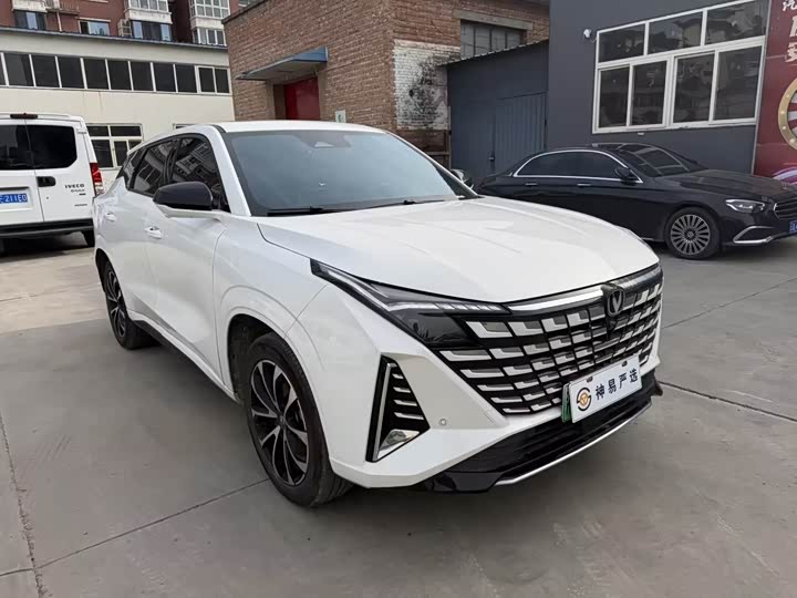 Changan UNI-Z Hybrid 2024 2024款 蓝鲸智电iDD 125km 超越型
