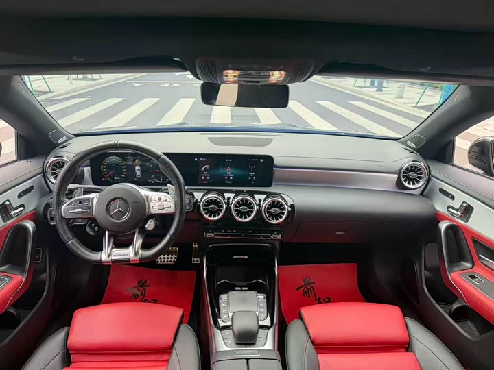 Фото 4 - Mercedes-Benz CLA-Class AMG
