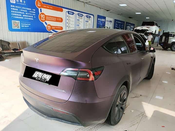 Фото 2 - Tesla Model Y