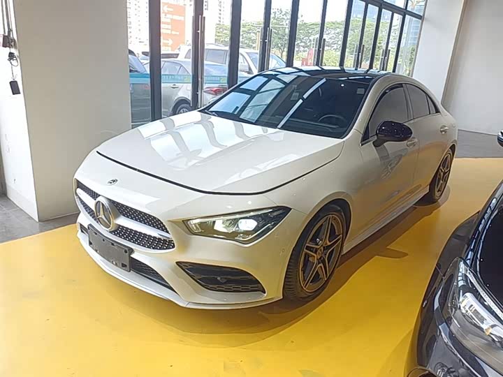 Фото 2 - Mercedes-Benz CLA-Class