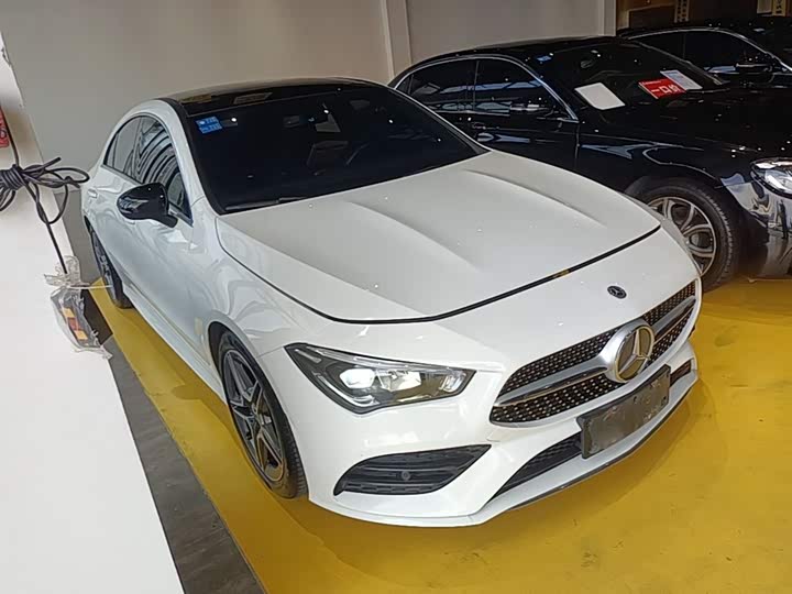 Фото 4 - Mercedes-Benz CLA-Class