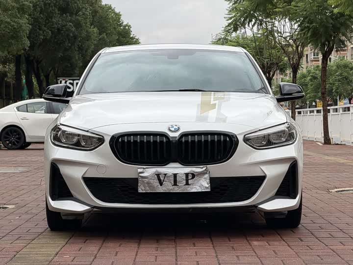 Фото 2 - BMW 1 Series