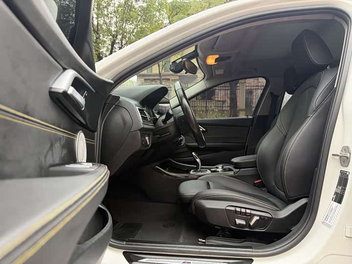 Фото 8 - BMW 1 Series