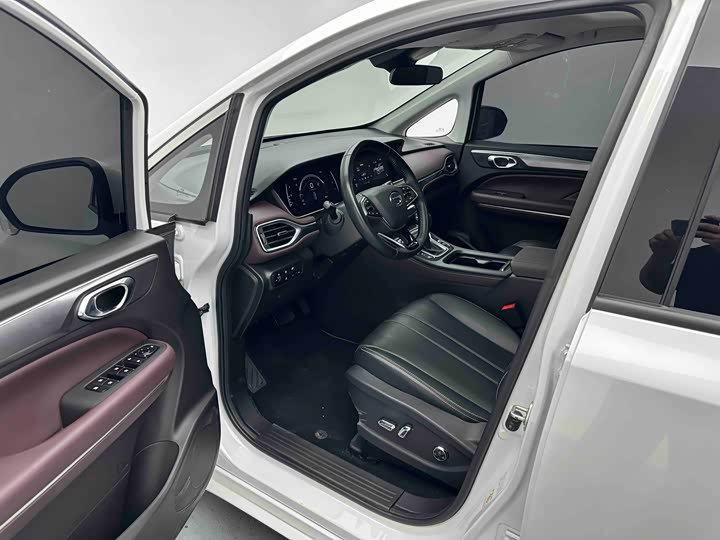 GAC Trumpchi M6 2021 2021款 PRO 270T 自动豪华版