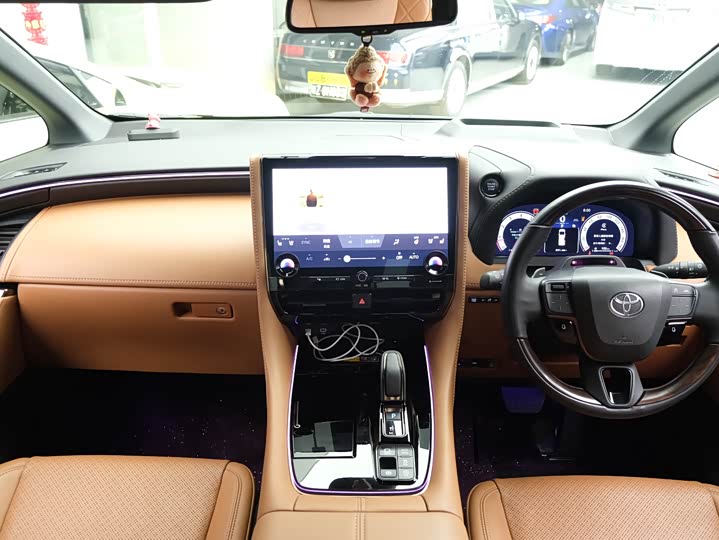 Toyota Vellfire 2025 2025款 皇冠 双擎 2.5L 墨金行政版