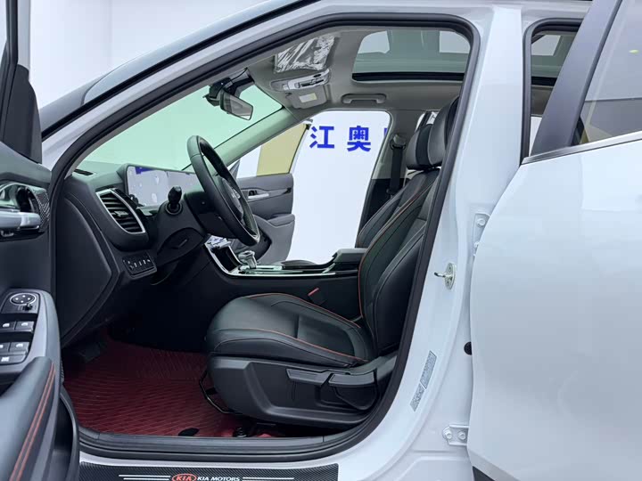 Kia Seltos 2023 2023款 1.5L CVT尊贵版