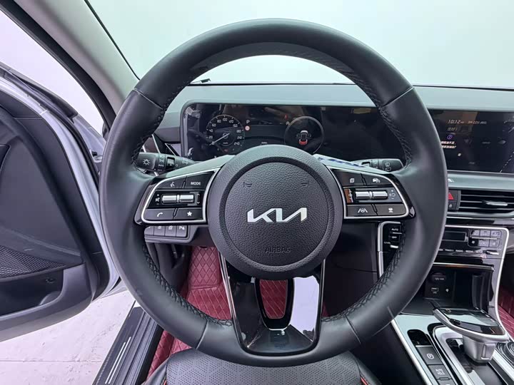 Kia Seltos 2023 2023款 1.5L CVT尊贵版