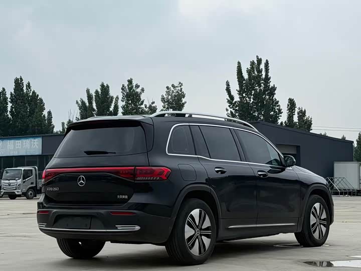 Фото 5 - Mercedes-Benz EQB