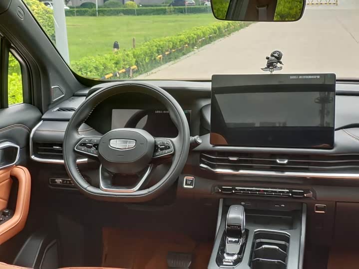 Geely Okavango L 2024 2024款 2.0T DCT旗舰型