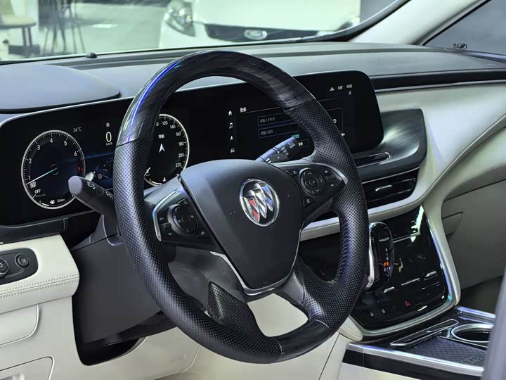 Zdjęcie 9 - Buick GL8 ES