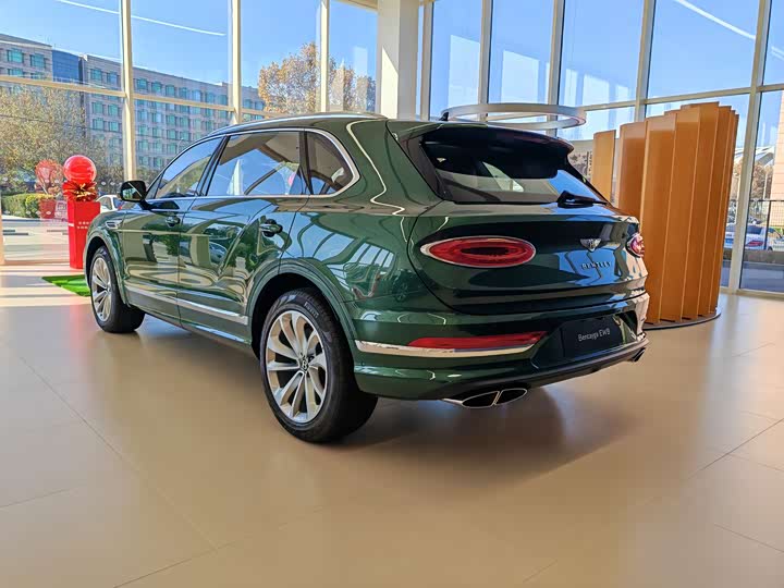 Bentley Bentayga 2024 2024款 4.0T V8 长轴距版