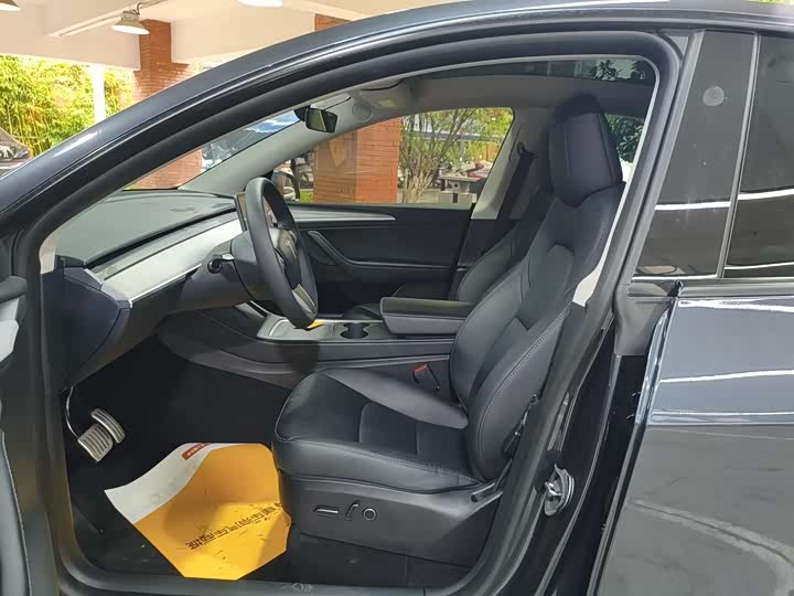 Фото 9 - Tesla Model Y
