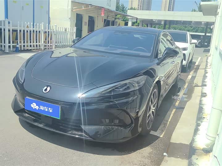 2024 Denza Z9