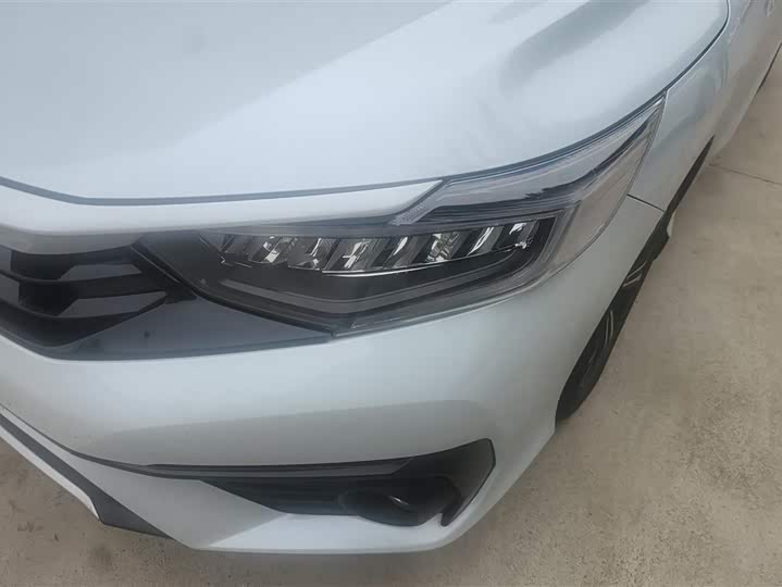 Honda Envix 2022 2022款 锐·混动 1.5L 净畅版