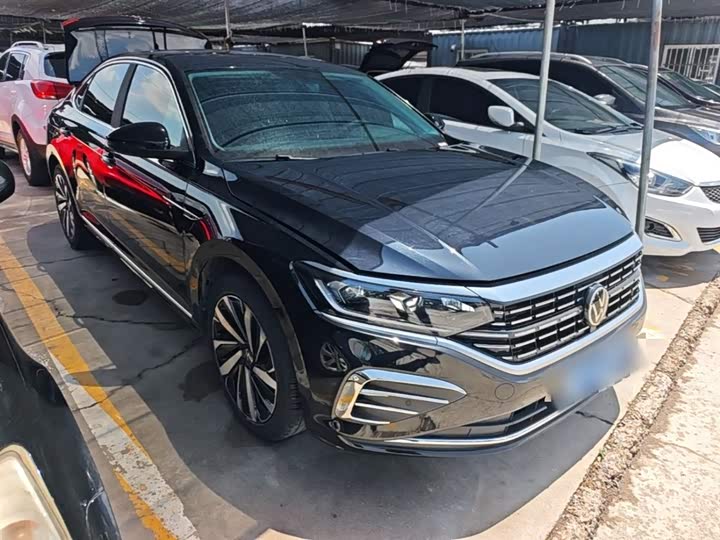 Фото 4 - Volkswagen Passat