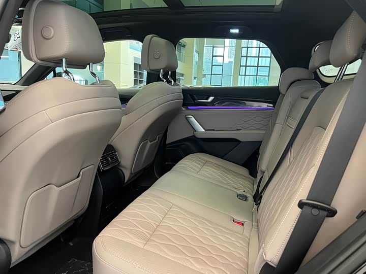 Фото 7 - BYD Tang Hybrid/EV
