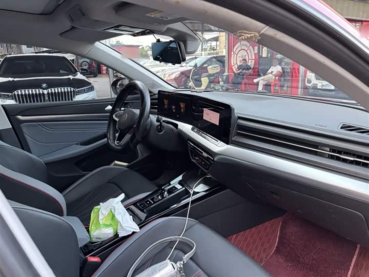 Volkswagen Lamando L 2022 2022款 凌渡L 280TSI DSG炫辣版