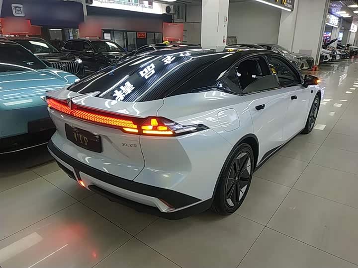 Фото 7 - Changan Deepal SL03