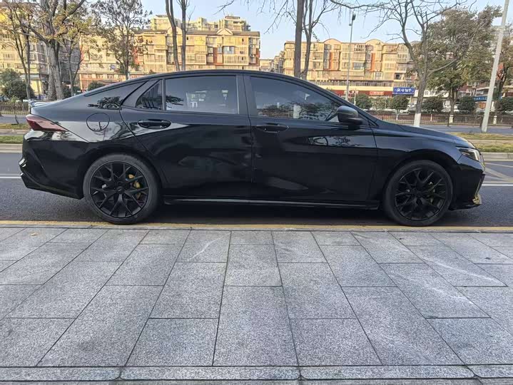 Zdjęcie 4 - GAC Trumpchi Empow R