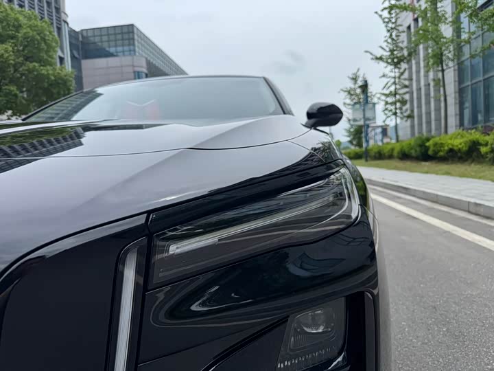 Hongqi H5 2025 2025款 1.5T DCT玄影版
