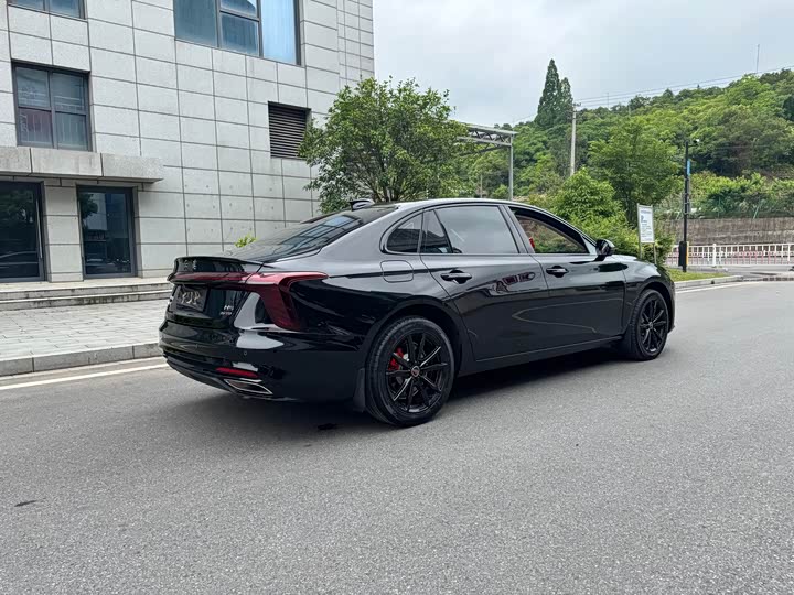 Hongqi H5 2025 2025款 1.5T DCT玄影版