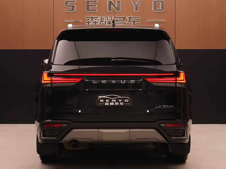 Фото 5 - Lexus LX