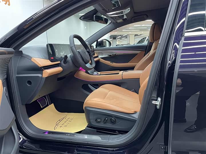 Voyah Passion 2024 2024款 PHEV 四驱超长续航旗舰版