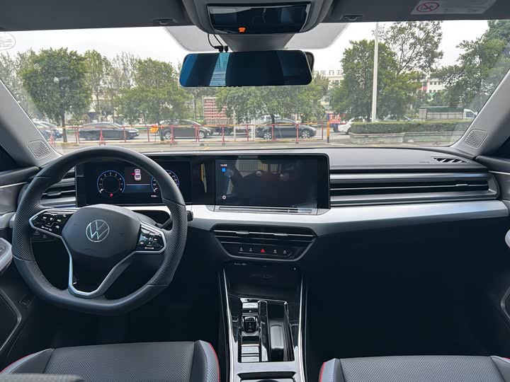 Фото 9 - Volkswagen Lamando L