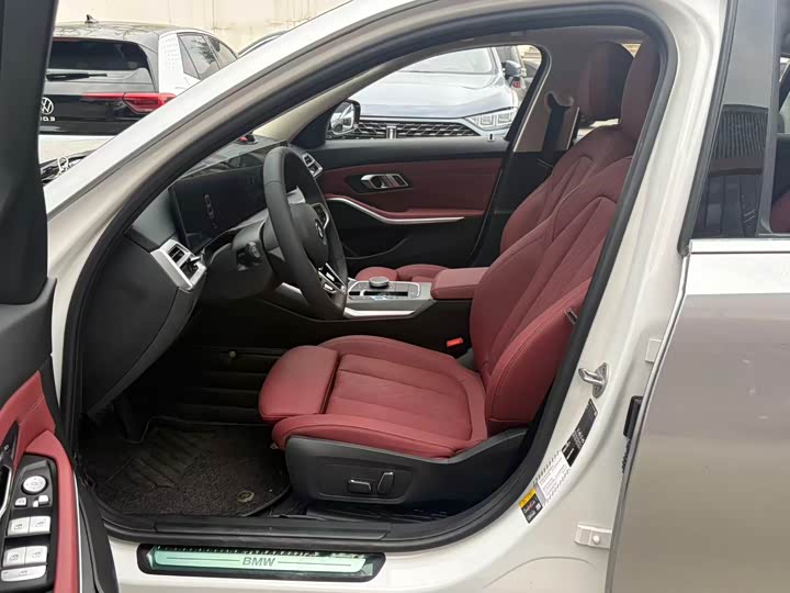 2026 BMW i3